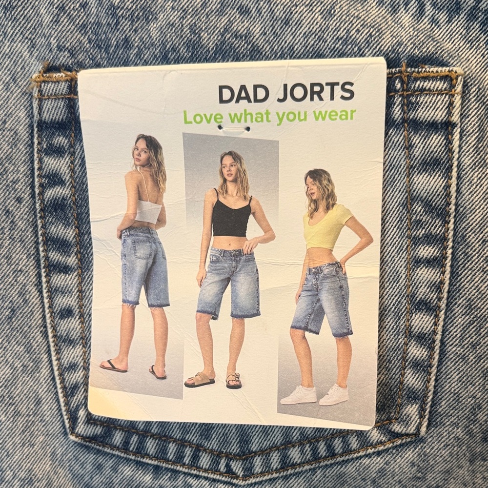 Witty Fox 90s Style Acid Wash Baggy Dad Jorts | Loose Fit Denim Shorts - Picture 6 of 10
